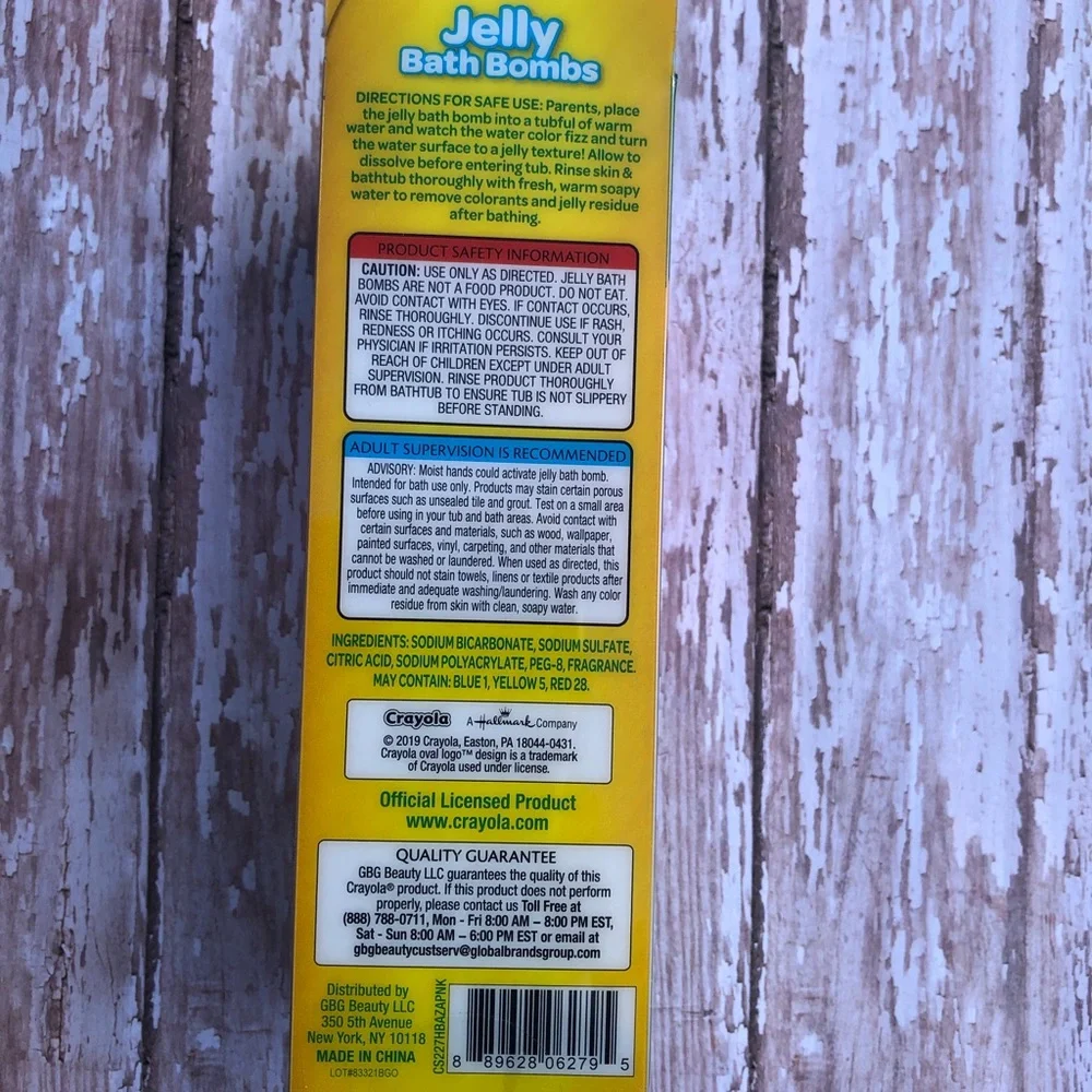 2 pack of 3 Crayola colorful jelly bath bombs
